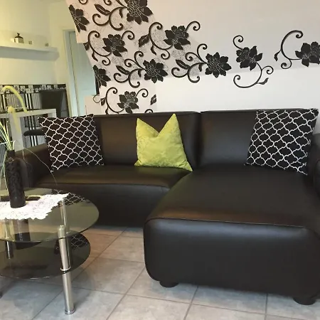Apartment Lueheblick Im Haus Luehegarten Gruenendeich