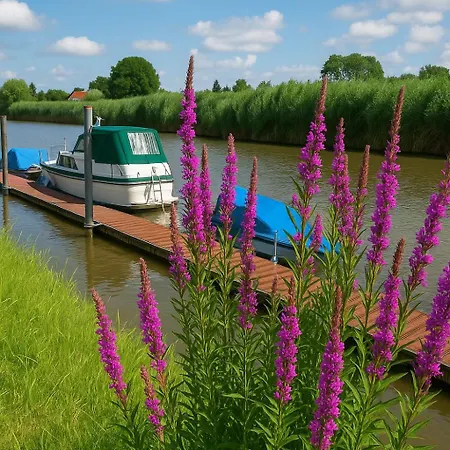 Lueheblick Im Haus Luehegarten *